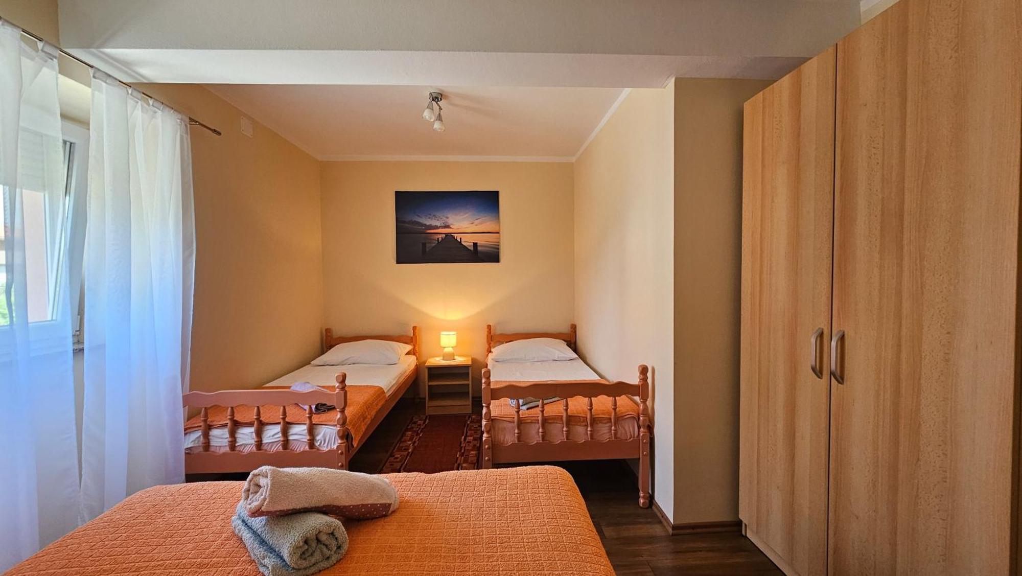 Apartman Petra Vrh  Exterior foto