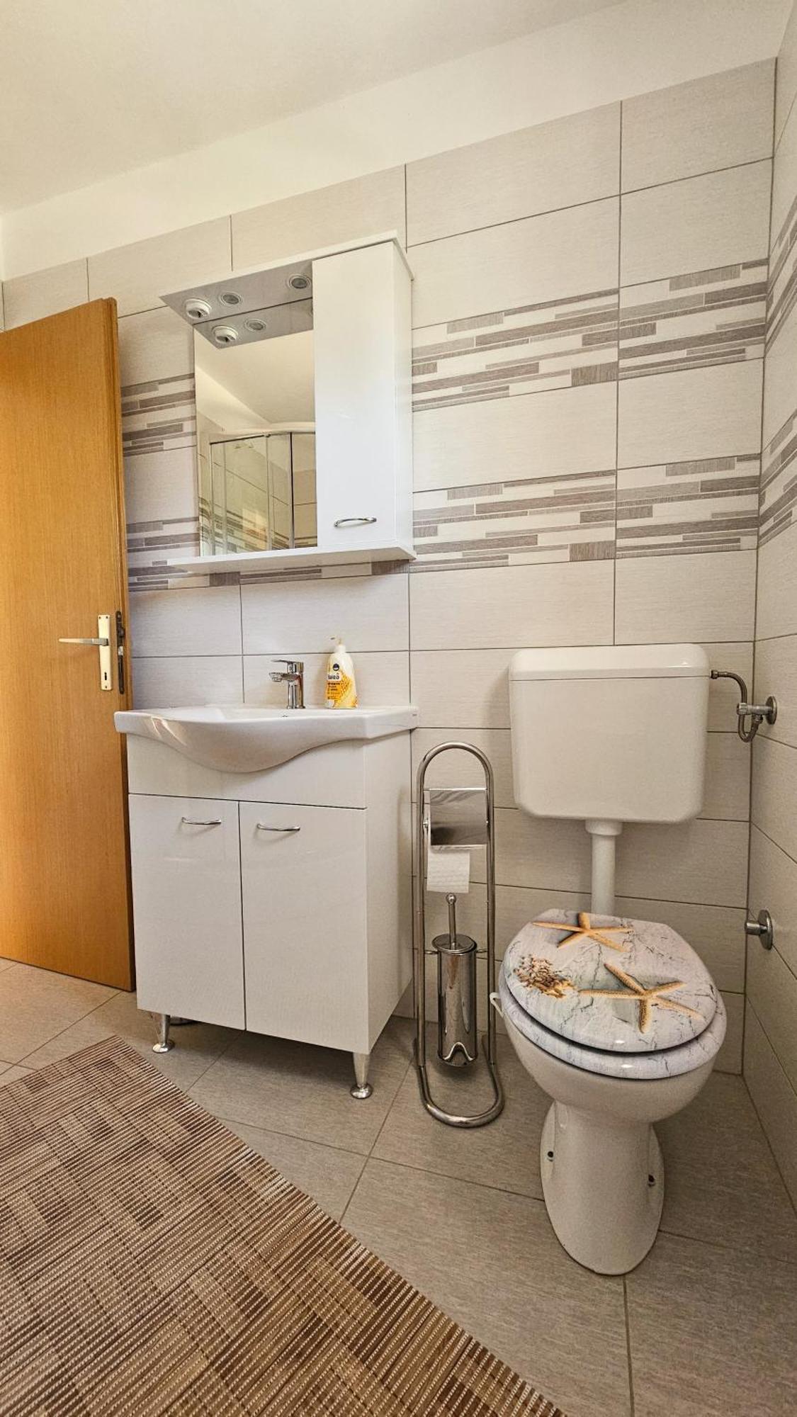 Apartman Petra Vrh  Exterior foto