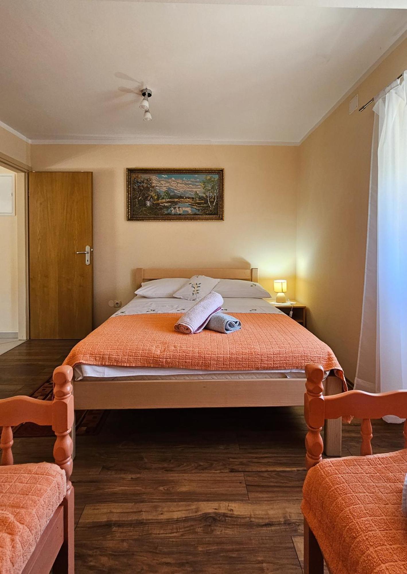 Apartman Petra Vrh  Exterior foto